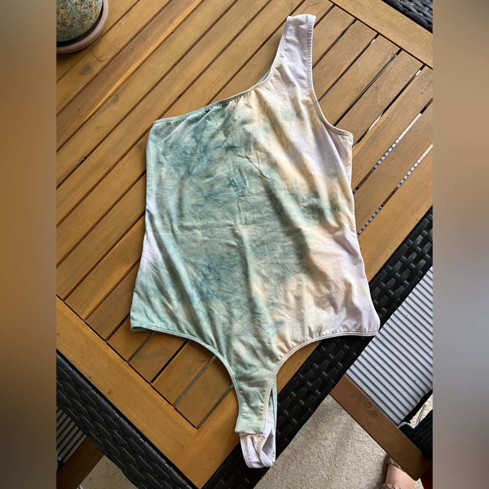 Tie dye one shoulder bodysuit size medium